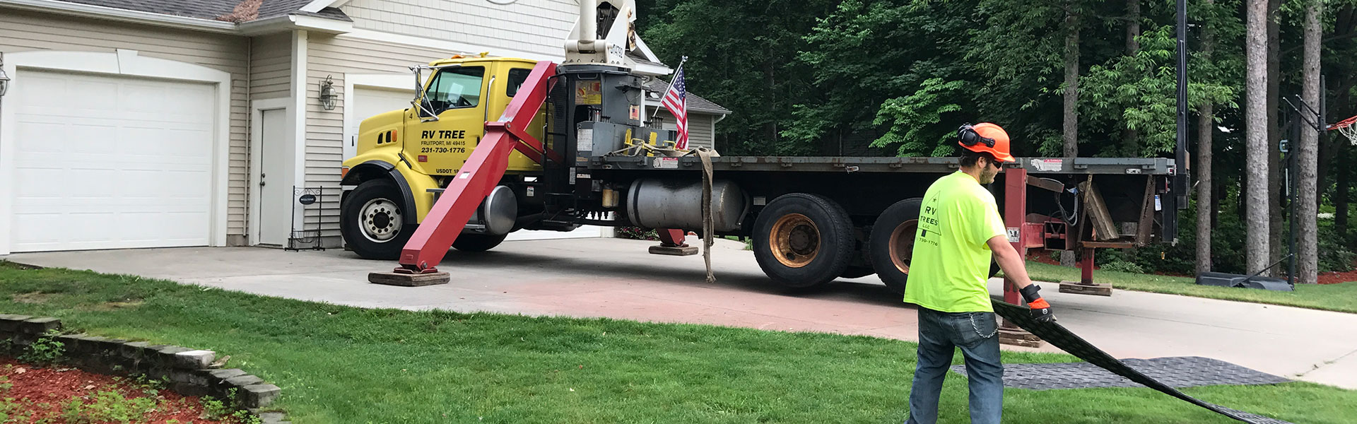 RV Tree LLC Best Tree Service in West Michigan & Grand Haven